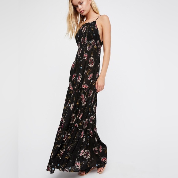 Free People Dresses & Skirts - Free People S Garden Party Maxi Dress Tiered Floral Boho Gauze Knit OB580623